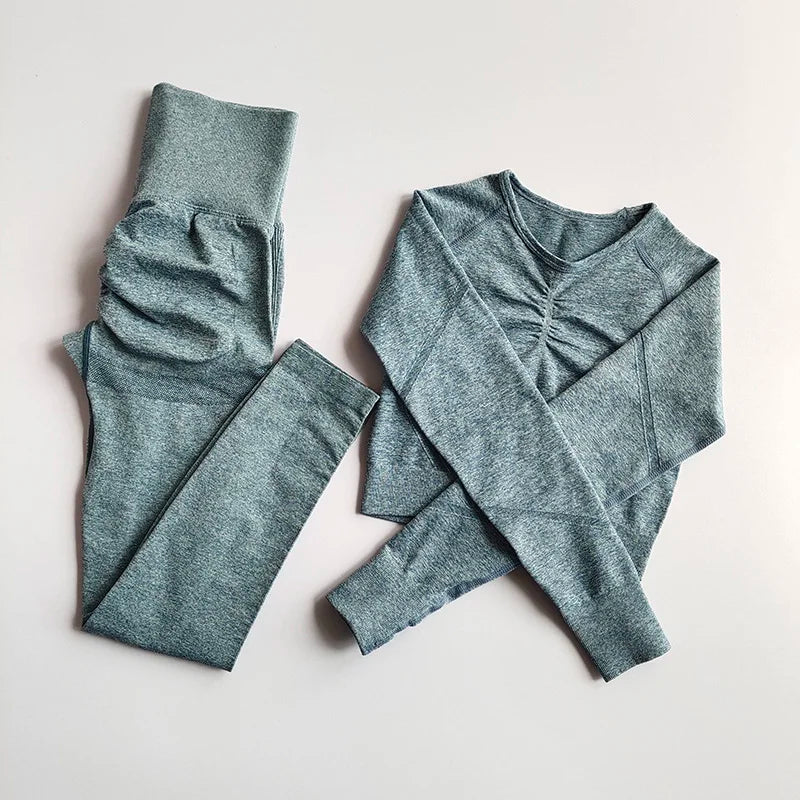 LuxeFit Seamless Performance 2-Piece Long Sleeve Workout Set